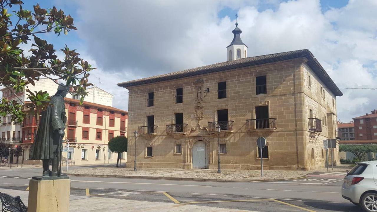 Apartamento Entrevinas En El Corazon De La Rioja Fuenmayor エクステリア 写真